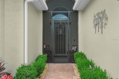 Casa en venta en Winter Haven, Florida, 3 dormitorios, 189.99 m2 № 1835089 - foto 4