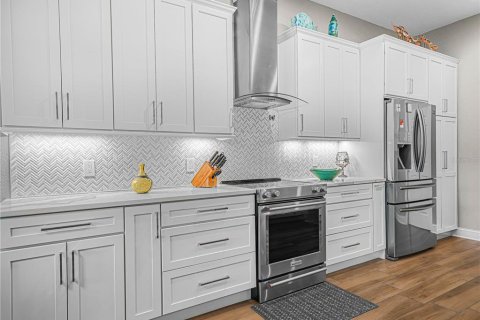 Casa en venta en Winter Haven, Florida, 3 dormitorios, 189.99 m2 № 1835089 - foto 15