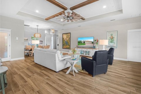 Casa en venta en Winter Haven, Florida, 3 dormitorios, 189.99 m2 № 1835089 - foto 8