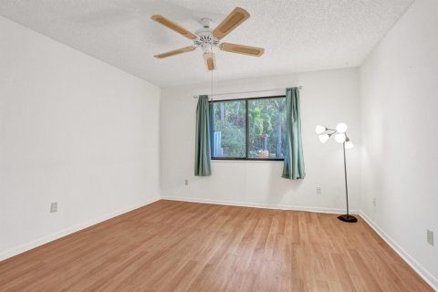 Apartment in Boynton Beach, Florida 2 bedrooms, 109.07 sq.m. № 2241238 - photo 12