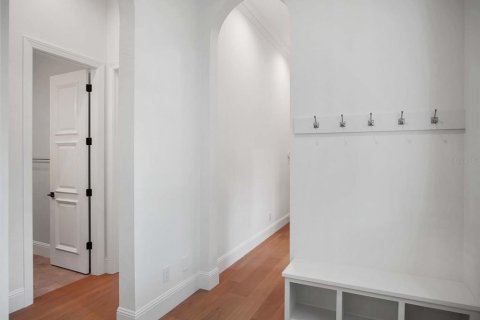 Casa en venta en Orlando, Florida, 5 dormitorios, 576.55 m2 № 1910120 - foto 25