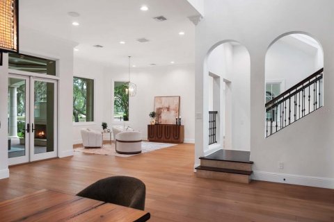 Casa en venta en Orlando, Florida, 5 dormitorios, 576.55 m2 № 1910120 - foto 5