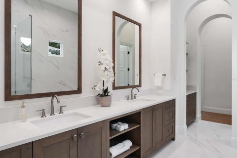 Casa en venta en Orlando, Florida, 5 dormitorios, 576.55 m2 № 1910120 - foto 23