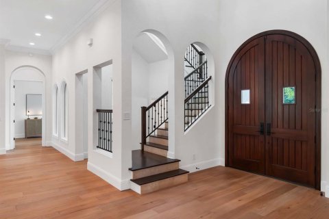Casa en venta en Orlando, Florida, 5 dormitorios, 576.55 m2 № 1910120 - foto 3