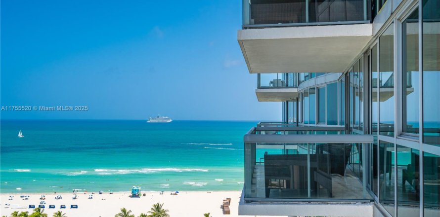 Condominio en Miami Beach, Florida, 1 dormitorio № 1706801