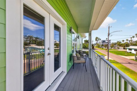 Casa en venta en Redington Beach, Florida, 3 dormitorios, 150.87 m2 № 2384118 - foto 6