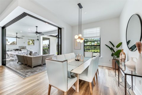 Villa ou maison à vendre à Estero, Floride: 5 chambres, 407.75 m2 № 1565039 - photo 13