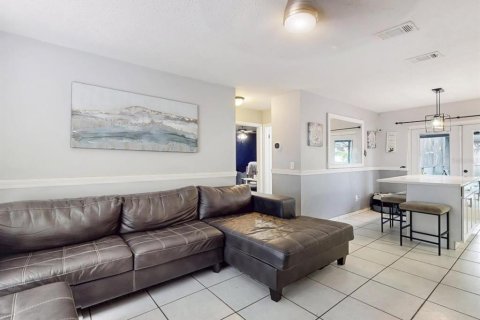 House in Kissimmee, Florida 3 bedrooms, 101.26 sq.m. № 2393867 - photo 10