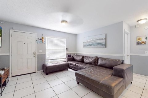 House in Kissimmee, Florida 3 bedrooms, 101.26 sq.m. № 2393867 - photo 11