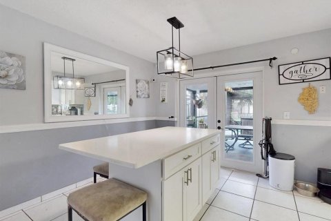 House in Kissimmee, Florida 3 bedrooms, 101.26 sq.m. № 2393867 - photo 12