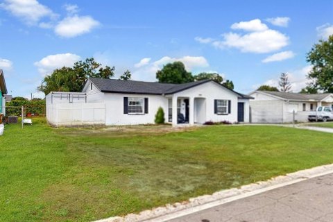 House in Kissimmee, Florida 3 bedrooms, 101.26 sq.m. № 2393867