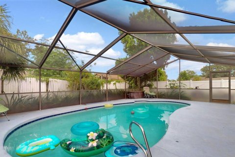 House in Kissimmee, Florida 3 bedrooms, 101.26 sq.m. № 2393867 - photo 25