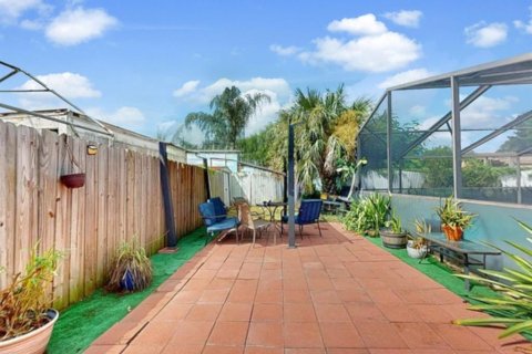 House in Kissimmee, Florida 3 bedrooms, 101.26 sq.m. № 2393867 - photo 28