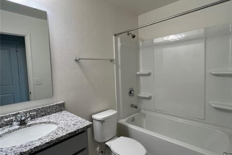 Townhouse in Davenport, Florida 3 bedrooms, 131.74 sq.m. № 1844553 - photo 13