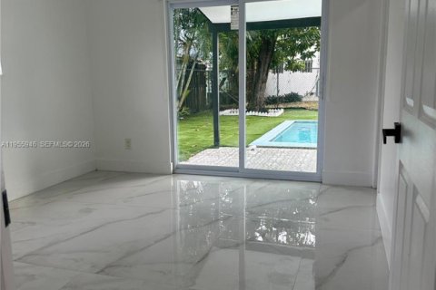 Casa en alquiler en Hollywood, Florida, 3 dormitorios, 122.17 m2 № 2011913 - foto 5