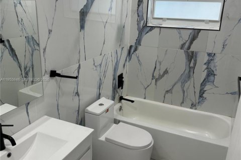 Casa en alquiler en Hollywood, Florida, 3 dormitorios, 122.17 m2 № 2011913 - foto 11