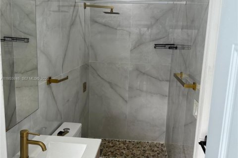 Casa en alquiler en Hollywood, Florida, 3 dormitorios, 122.17 m2 № 2011913 - foto 12