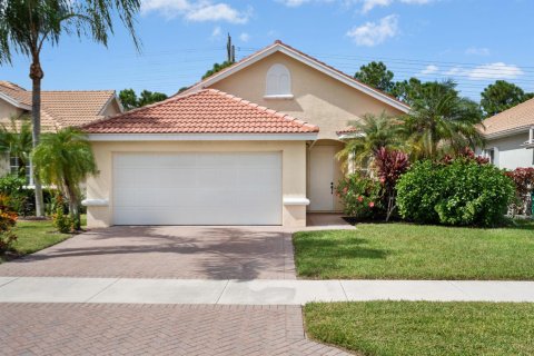 House in Port St. Lucie, Florida 3 bedrooms, 131.09 sq.m. № 2423489 - photo 8
