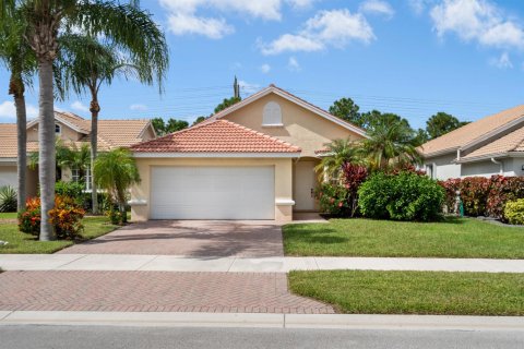 House in Port St. Lucie, Florida 3 bedrooms, 131.09 sq.m. № 2423489 - photo 10