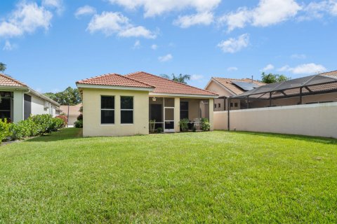 House in Port St. Lucie, Florida 3 bedrooms, 131.09 sq.m. № 2423489 - photo 18