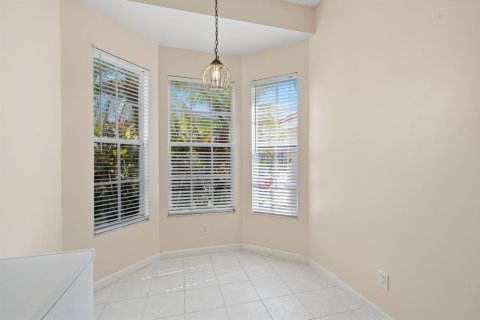 House in Port St. Lucie, Florida 3 bedrooms, 131.09 sq.m. № 2423489 - photo 28