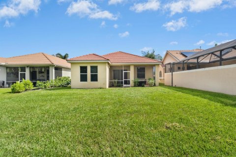 House in Port St. Lucie, Florida 3 bedrooms, 131.09 sq.m. № 2423489 - photo 16