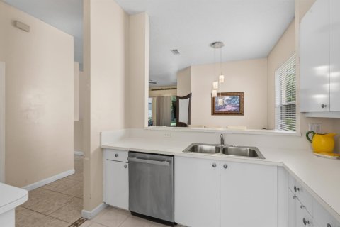 House in Port St. Lucie, Florida 3 bedrooms, 131.09 sq.m. № 2423489 - photo 30