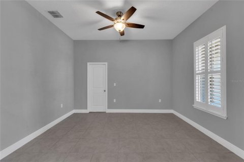 House in Orlando, Florida 6 bedrooms, 503.81 sq.m. № 1716784 - photo 16