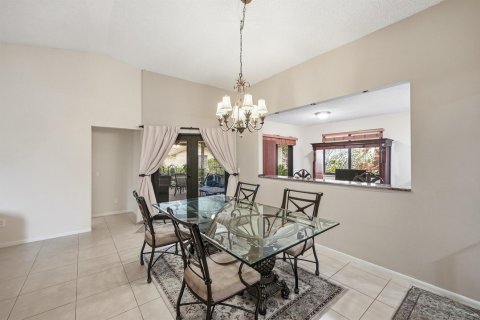 House in Delray Beach, Florida 2 bedrooms, 128.95 sq.m. № 2182980 - photo 10
