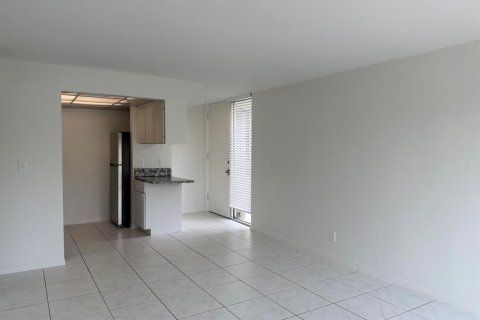 Appartement à louer à Fort Lauderdale, Floride: 1 chambre, 41.71 m2 № 2399931 - photo 2