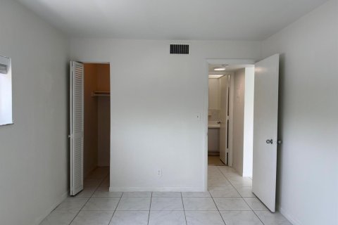 Appartement à louer à Fort Lauderdale, Floride: 1 chambre, 41.71 m2 № 2399931 - photo 10