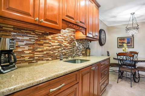 Condominio en venta en Miami, Florida, 1 dormitorio, 63.92 m2 № 2146187 - foto 13
