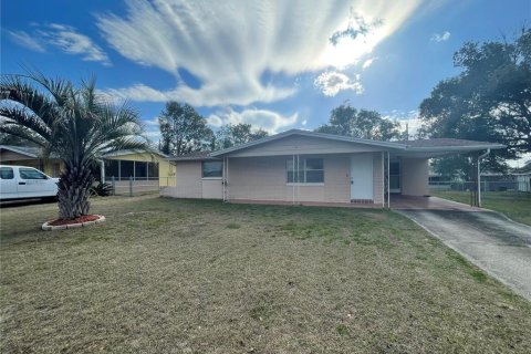 Villa ou maison à Beverly Hills, Floride 2 chambres, 82.5 m2 № 2347282