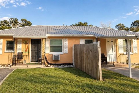 Immobilier commercial à Saint Petersburg, Floride 4 chambres, 118.54 m2 № 2434620
