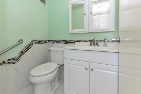 Купить кондоминиум в Уэст-Палм-Бич, Флорида 3 комнаты, 63.55м2, № 2084114 - фото 23