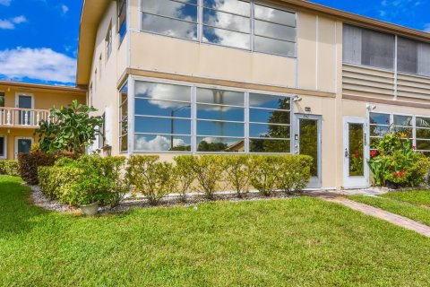 Купить кондоминиум в Уэст-Палм-Бич, Флорида 3 комнаты, 63.55м2, № 2084114 - фото 4