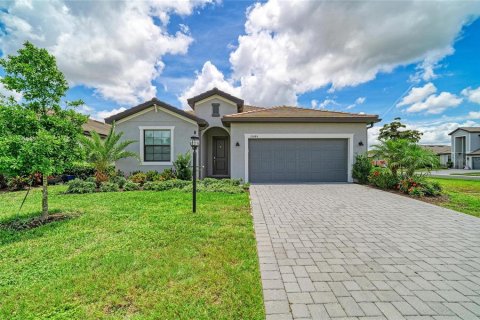 House in Bradenton, Florida 3 bedrooms, 204.57 sq.m. № 2211330