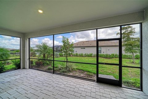 House in Bradenton, Florida 3 bedrooms, 204.57 sq.m. № 2211330 - photo 28
