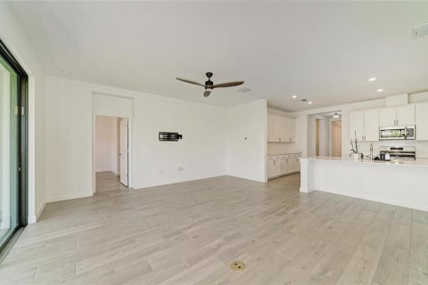 House in Bradenton, Florida 3 bedrooms, 204.57 sq.m. № 2211330 - photo 21