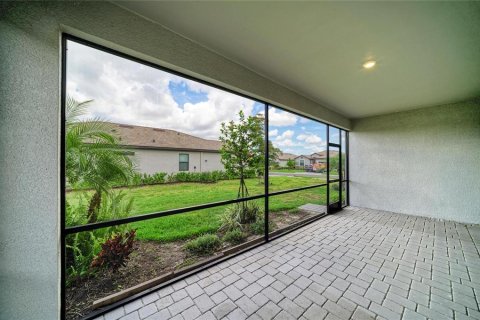 House in Bradenton, Florida 3 bedrooms, 204.57 sq.m. № 2211330 - photo 27