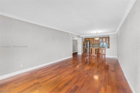 Купить кондоминиум в Санни-Айлс-Бич, Флорида 2 спальни, 141.68м2, № 2362987 - фото 4