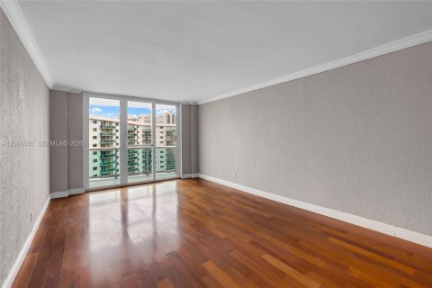 Купить кондоминиум в Санни-Айлс-Бич, Флорида 2 спальни, 141.68м2, № 2362987 - фото 3