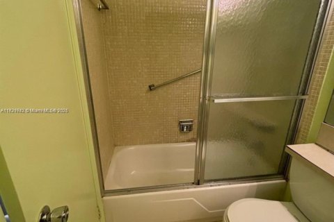 Copropriété à louer à West Palm Beach, Floride: 1 chambre, 60.01 m2 № 1764033 - photo 5