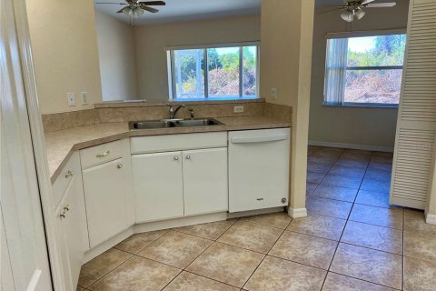 Appartement à louer à Port Charlotte, Floride: 2 chambres, 104.7 m2 № 2092981 - photo 5