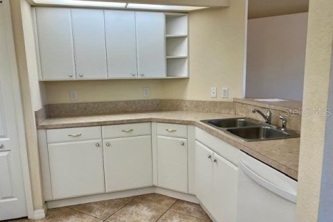 Appartement à louer à Port Charlotte, Floride: 2 chambres, 104.7 m2 № 2092981 - photo 6