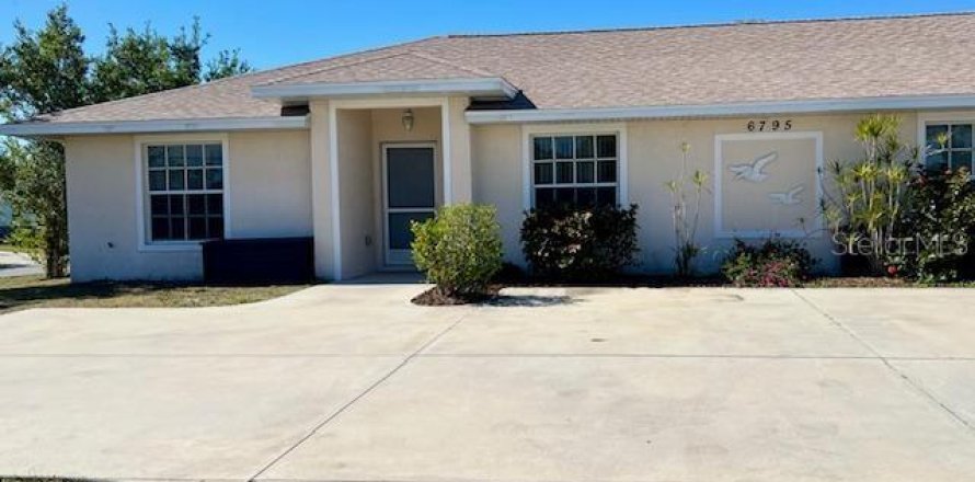 Appartement à Port Charlotte, Floride 2 chambres, 104.7 m2 № 2092981