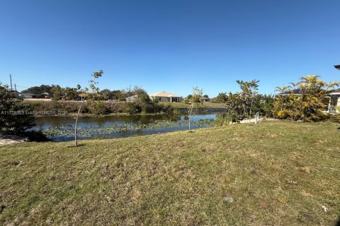 Villa ou maison à vendre à Cape Coral, Floride: 4 chambres, 161.19 m2 № 2078443 - photo 30