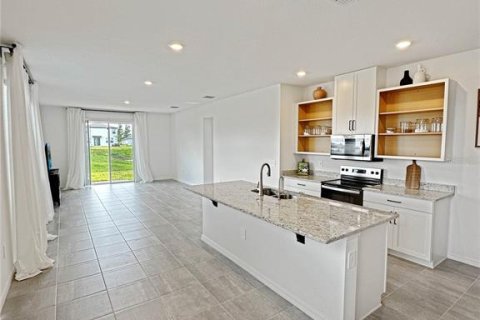 House in Bartow, Florida 4 bedrooms, 156.73 sq.m. № 1903678 - photo 10