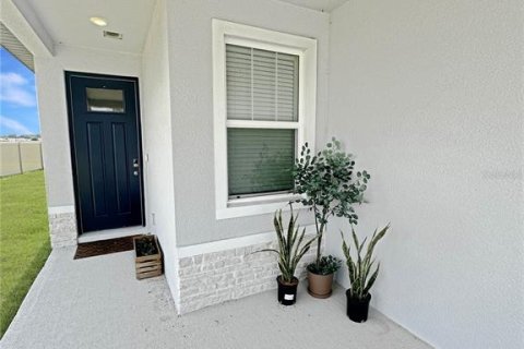 House in Bartow, Florida 4 bedrooms, 156.73 sq.m. № 1903678 - photo 2