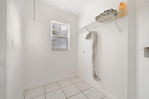 Villa ou maison à vendre à Kissimmee, Floride: 3 chambres, 109.07 m2 № 1544611 - photo 17